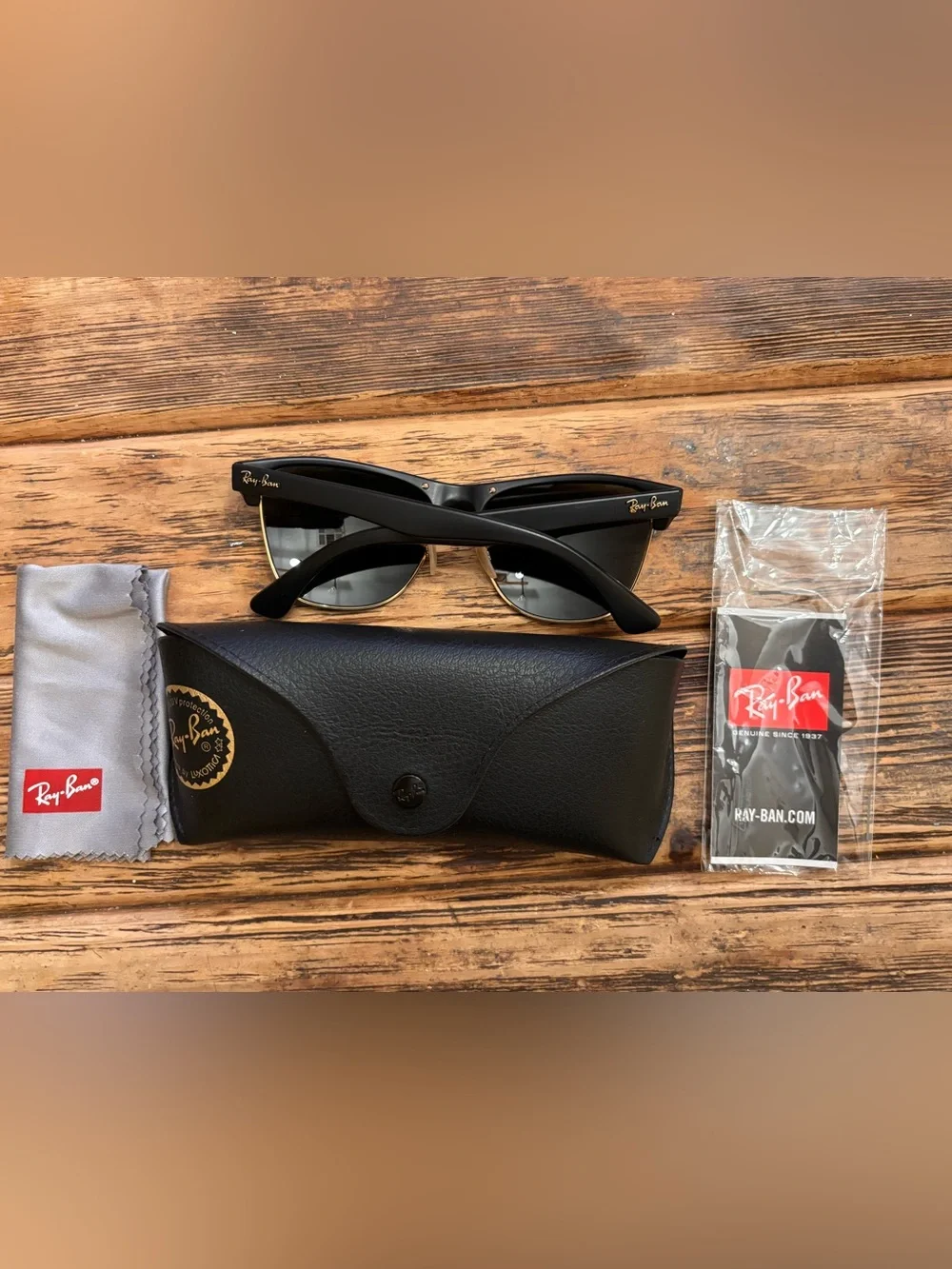 Ray-Ban Clubmaster Oversized with Black case